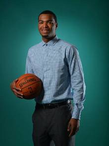 多名球员凭 多名球员凭