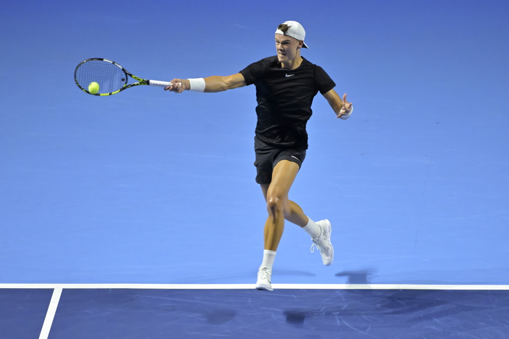 据每名队员 据每名队员