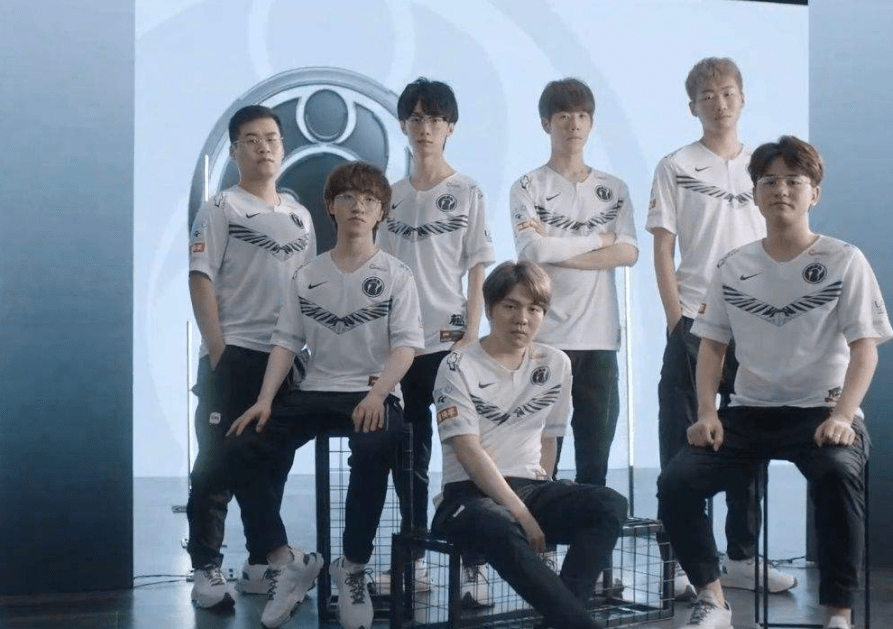 更是一次精 更是一次精